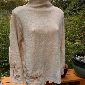 Vintage Crazy Horse Mack turtleneck embroidered flowers relaxed, fit XL